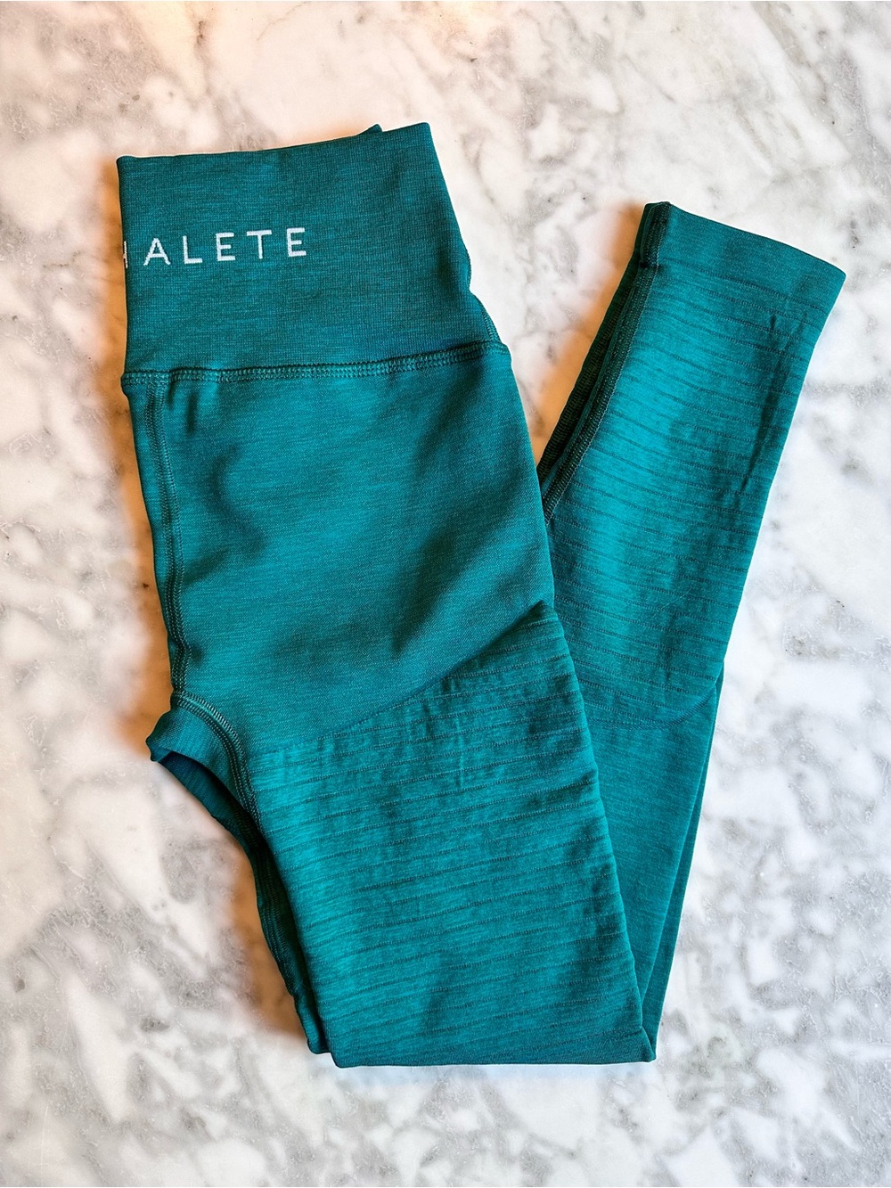 Alphalete Revival R6 Leggings